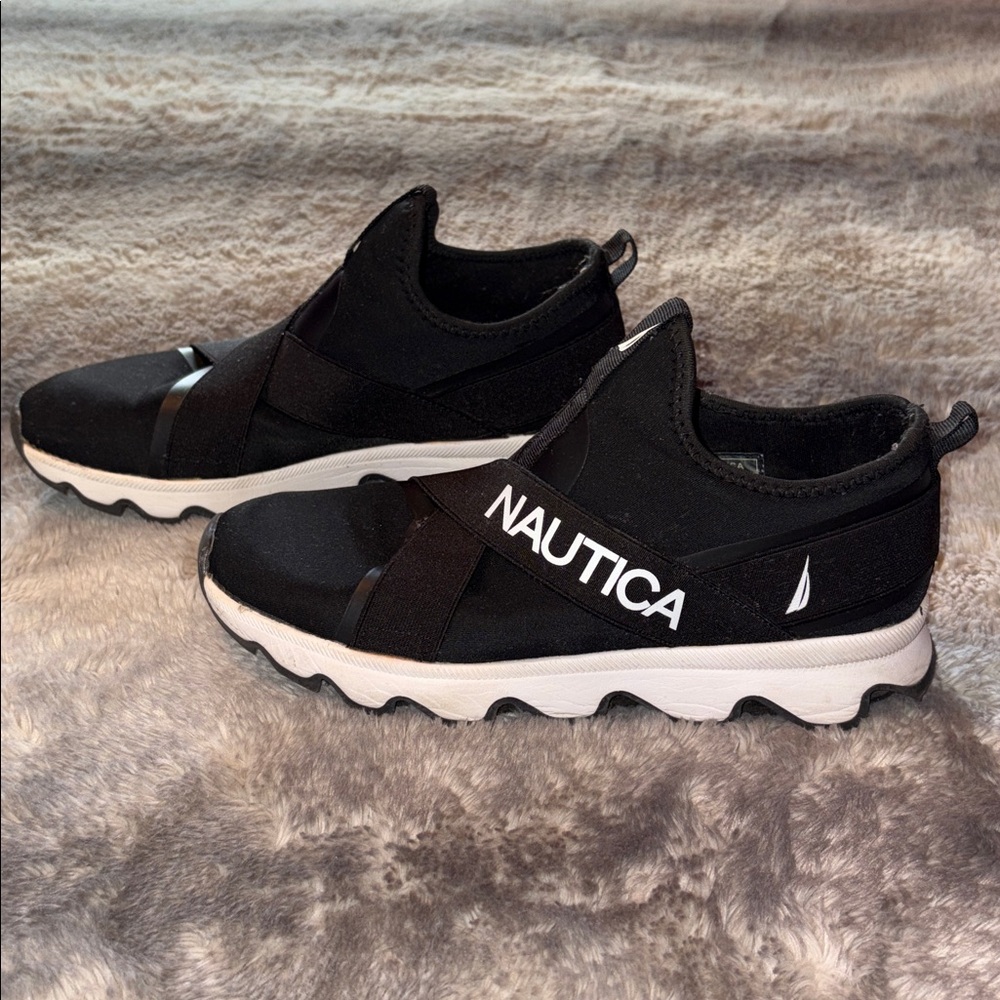 Nautica Black and White Casual Sneakers